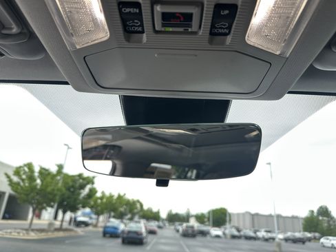 Certified 2025 Toyota RAV4 XLE w/ Convenience Package FWD image 27