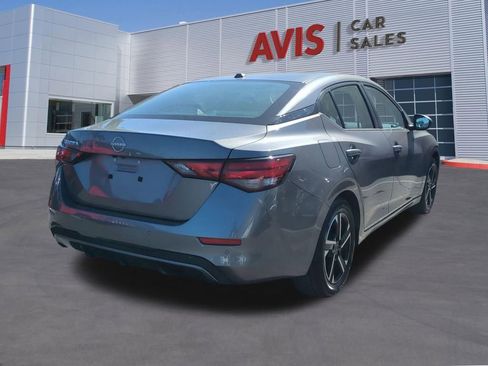 Used 2025 Nissan Sentra SV FWD image 6