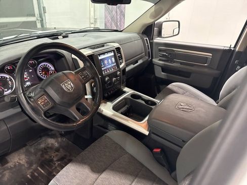 Used 2019 RAM 1500 Classic Warlock image 8