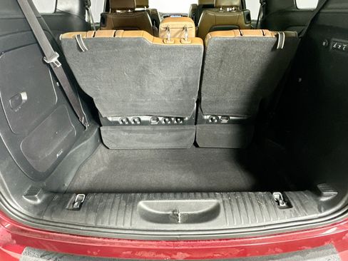 Used 2017 Chrysler Pacifica Limited FWD image 34