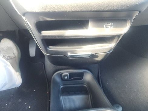 New 2026 Chrysler Pacifica Select w/ S Appearance Package image 7