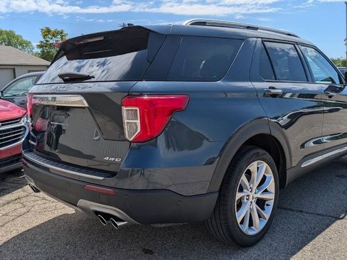Used 2022 Ford Explorer Platinum w/ Equipment Group 601A AWD/4WD image 6
