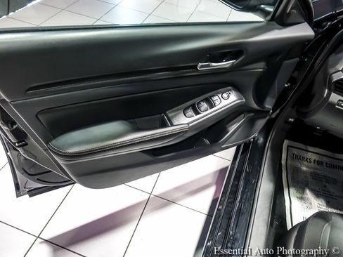 Used 2025 Nissan Altima 2.5 SV FWD image 23