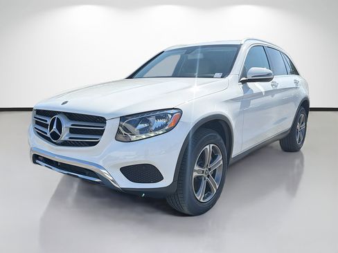 Used 2019 Mercedes-Benz GLC 300 image 7