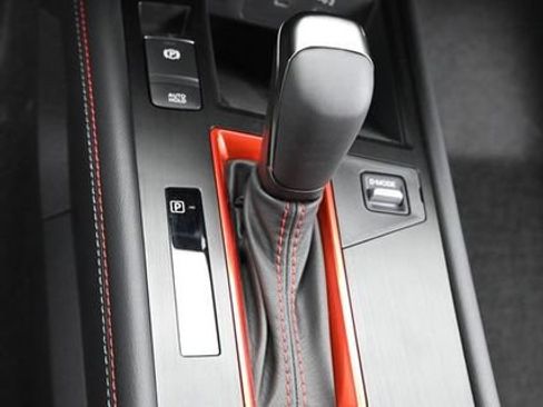 New 2026 Nissan Kicks SR FWD image 23