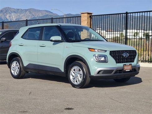 New 2026 Hyundai Venue SE image 25