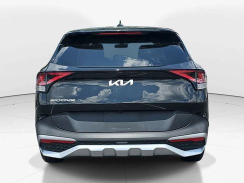 Used 2024 Kia Sportage LX FWD image 4