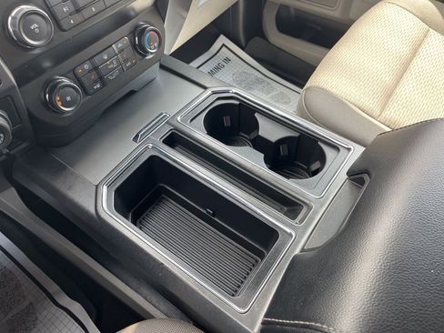 Used 2019 Ford F150 XLT w/ Equipment Group 302A Luxury AWD/4WD image 19