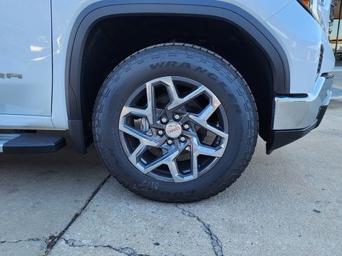 New 2026 GMC Sierra 1500 SLT w/ SLT Premium Plus Package image 50