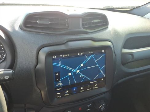 Used 2022 Jeep Renegade Latitude image 23