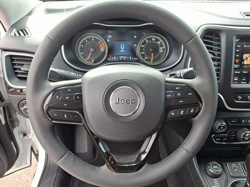 Used 2023 Jeep Cherokee Altitude Lux AWD/4WD image 20