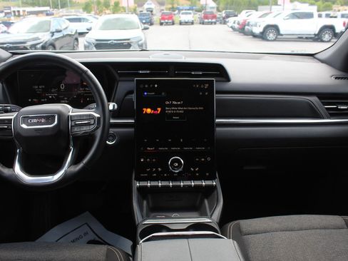 Used 2025 GMC Terrain Elevation AWD/4WD image 12