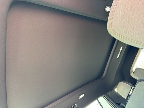 New 2026 Chevrolet Traverse LT w/ Sun and Wheel Package image 18