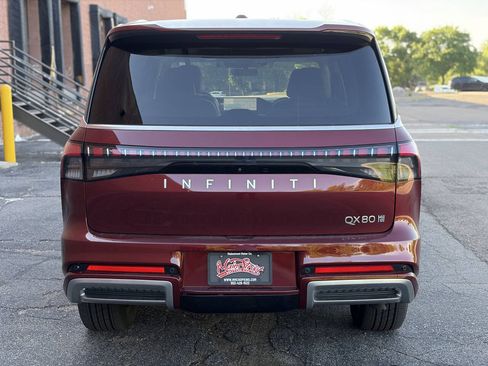 Used 2025 INFINITI QX80 Luxe AWD/4WD image 6