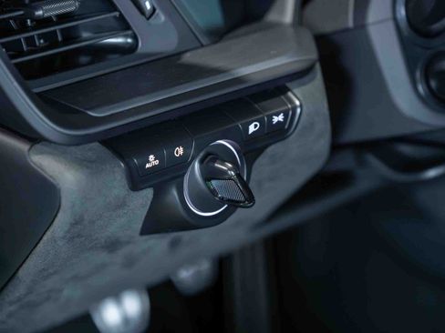 Used 2022 Porsche 911 GT3 RWD image 31