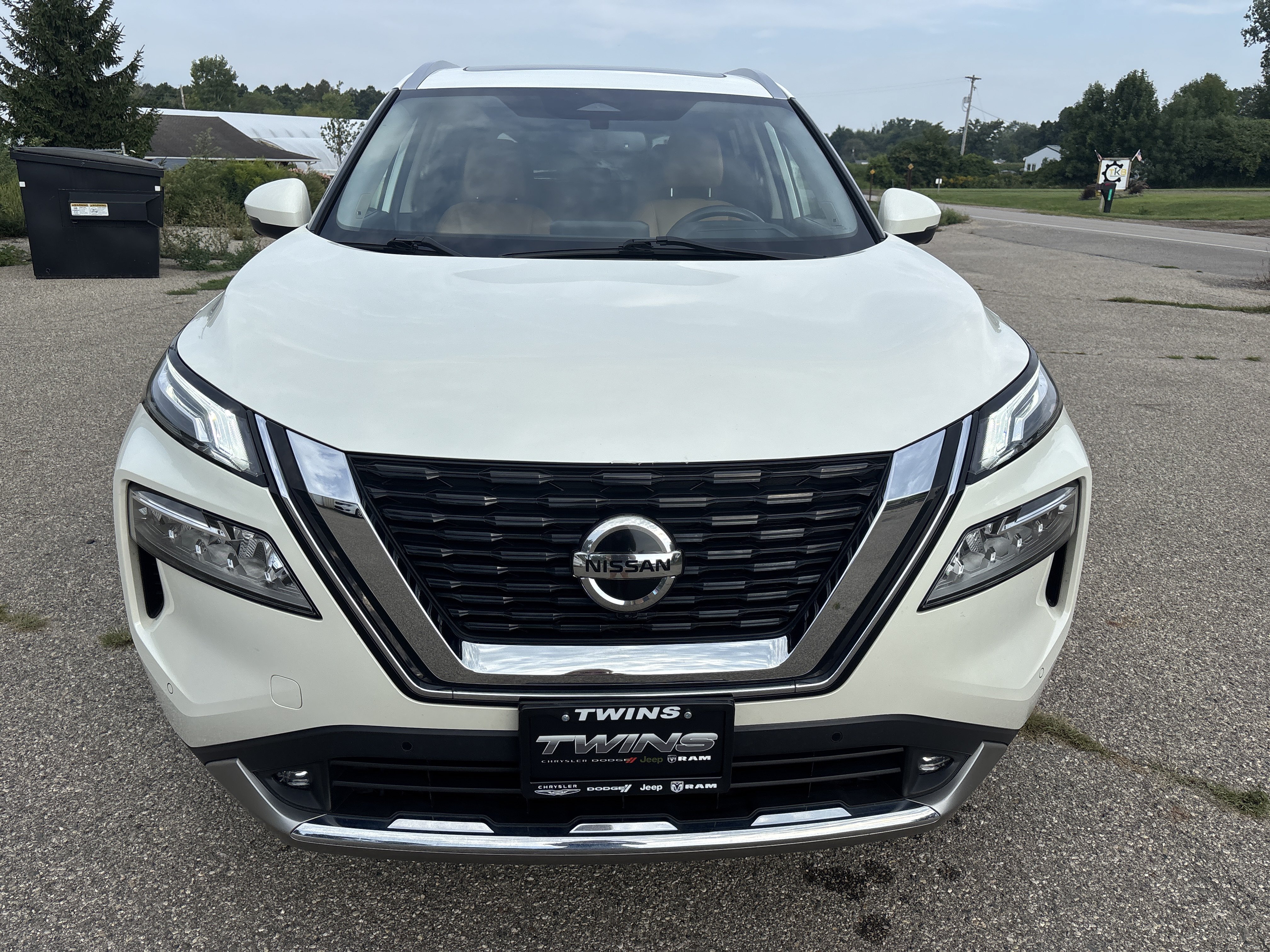 Used 2021 Nissan Rogue Platinum FWD image 13