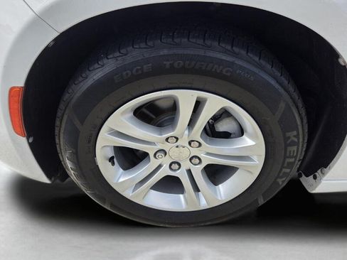 Certified 2021 Dodge Charger SXT RWD image 9