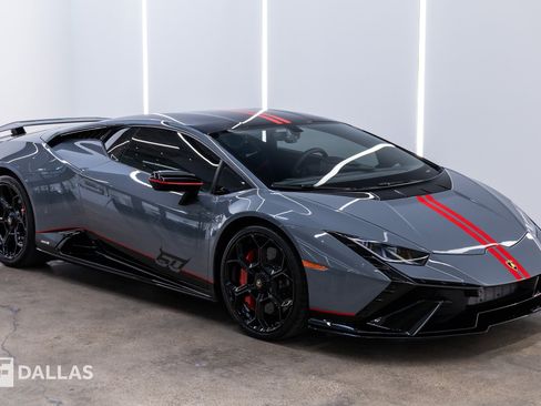 Used 2023 Lamborghini Huracan Tecnica RWD image 17