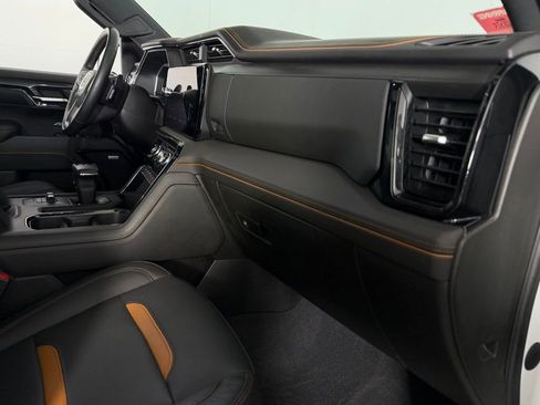 Used 2023 GMC Sierra 1500 AT4 w/ AT4 Preferred Package image 30