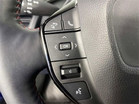 Used 2024 Toyota Prius Prime Premium image 18