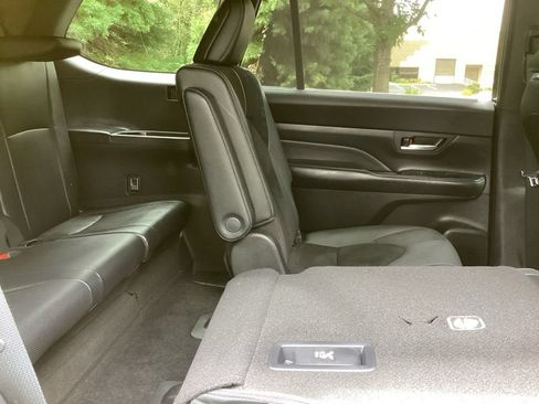 Used 2025 Toyota Grand Highlander AWD Hybrid image 4