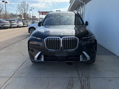 Used 2024 BMW X7 xDrive40i image 2