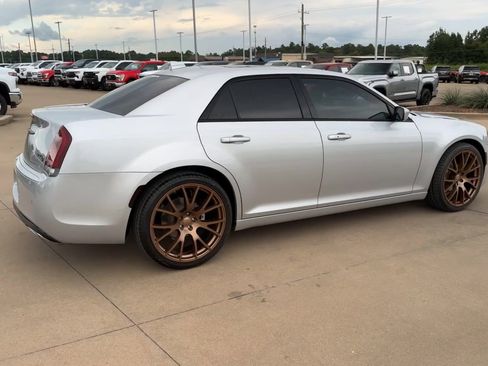 Used 2023 Chrysler 300 S image 8