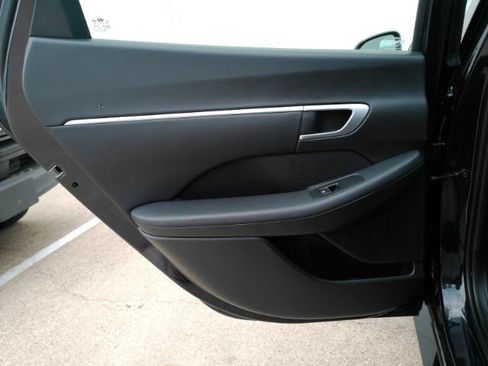 Used 2025 Hyundai Sonata SEL FWD image 17