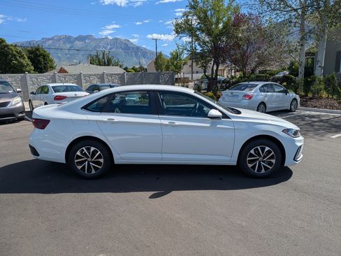 New 2026 Volkswagen Jetta Sport FWD image 2