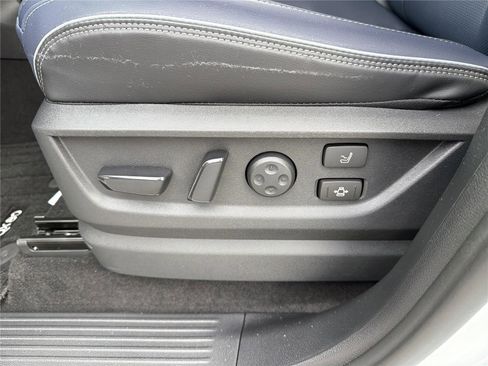 New 2026 INFINITI QX80 4WD w/ Sport Exterior Package image 19
