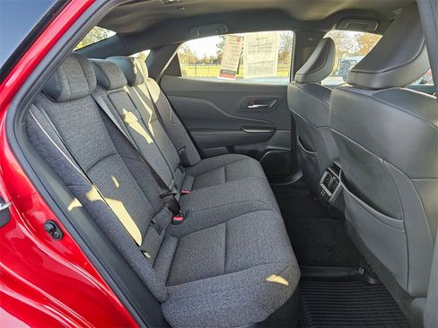 Used 2023 Toyota Crown XLE image 12