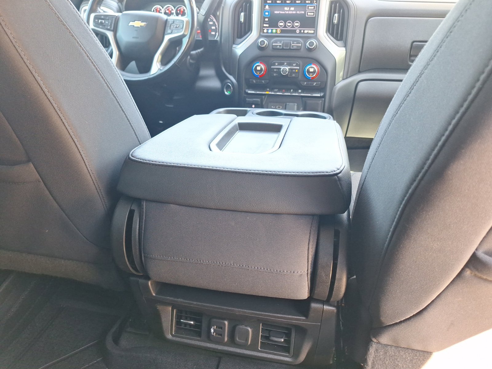 Used 2019 Chevrolet Silverado 1500 LT w/ Texas Edition RWD image 32