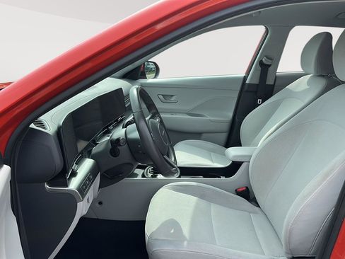 Certified 2024 Hyundai Kona SEL AWD/4WD image 13