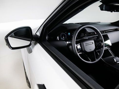 New 2026 Land Rover Range Rover Evoque S AWD/4WD image 23