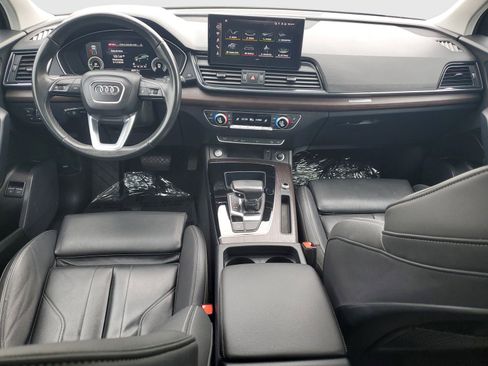 Used 2023 Audi Q5 e Premium w/ Convenience Package AWD/4WD image 11