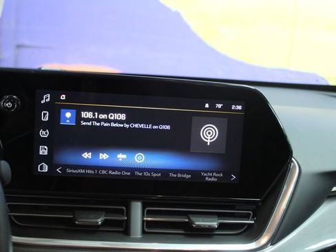 Used 2024 Chevrolet Trax ACTIV w/ Driver Confidence Package FWD image 19