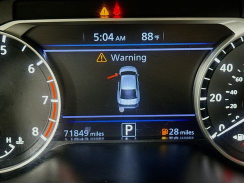 Used 2022 Nissan Altima 2.5 SV FWD image 16