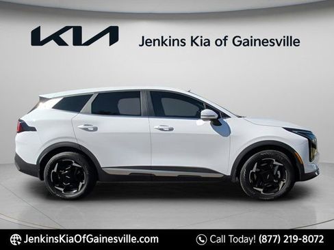 New 2026 Kia Sportage EX FWD image 2
