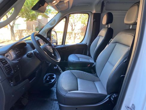 Used 2026 RAM ProMaster 2500 w/ Convenience Group FWD image 27