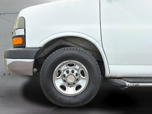 Used 2012 Chevrolet Express 3500 LT w/ LT Preferred Equipment Group RWD image 27