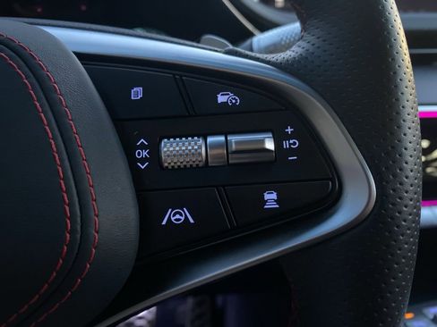 Used 2024 Genesis GV70 2.5T Sport Prestige w/ Sport Prestige Package image 28