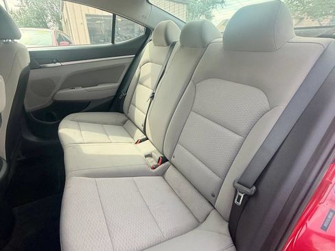 Used 2020 Hyundai Elantra SEL FWD image 20