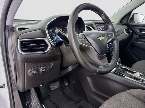 Used 2023 Chevrolet Equinox LT FWD image 11