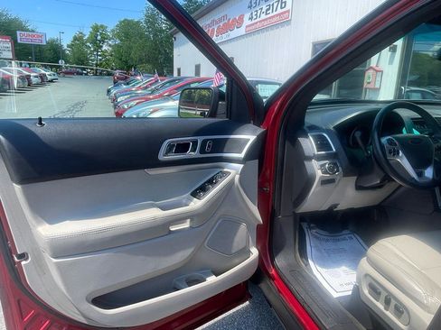 Used 2013 Ford Explorer XLT AWD/4WD image 12