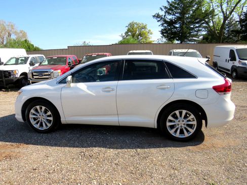 Used 2013 Toyota Venza LE image 8