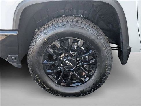 New 2026 Chevrolet Silverado 2500 LTZ w/ LTZ Plus Package AWD/4WD image 10