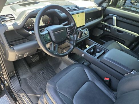 Certified 2024 Land Rover Defender 130 Outbound AWD/4WD image 11