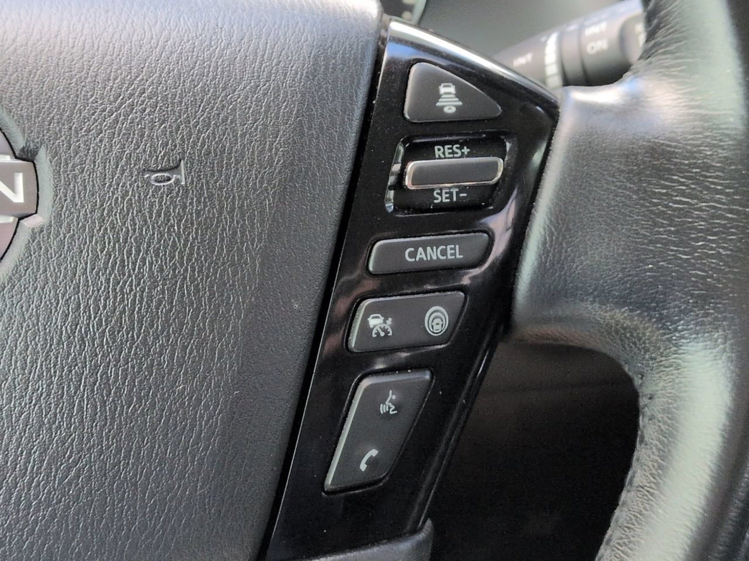 Used 2022 Nissan Armada SV w/ Cargo Package RWD image 32