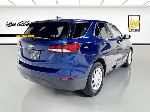 Used 2022 Chevrolet Equinox LS w/ LS Convenience Package FWD image 6
