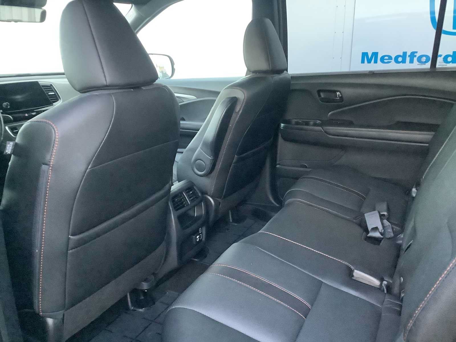 Used 2023 Honda Passport TrailSport image 12